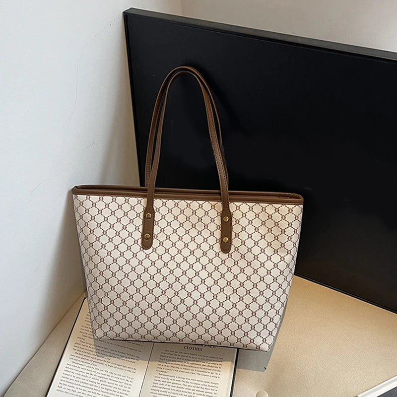 Classic Vintage Letter Printing Tote