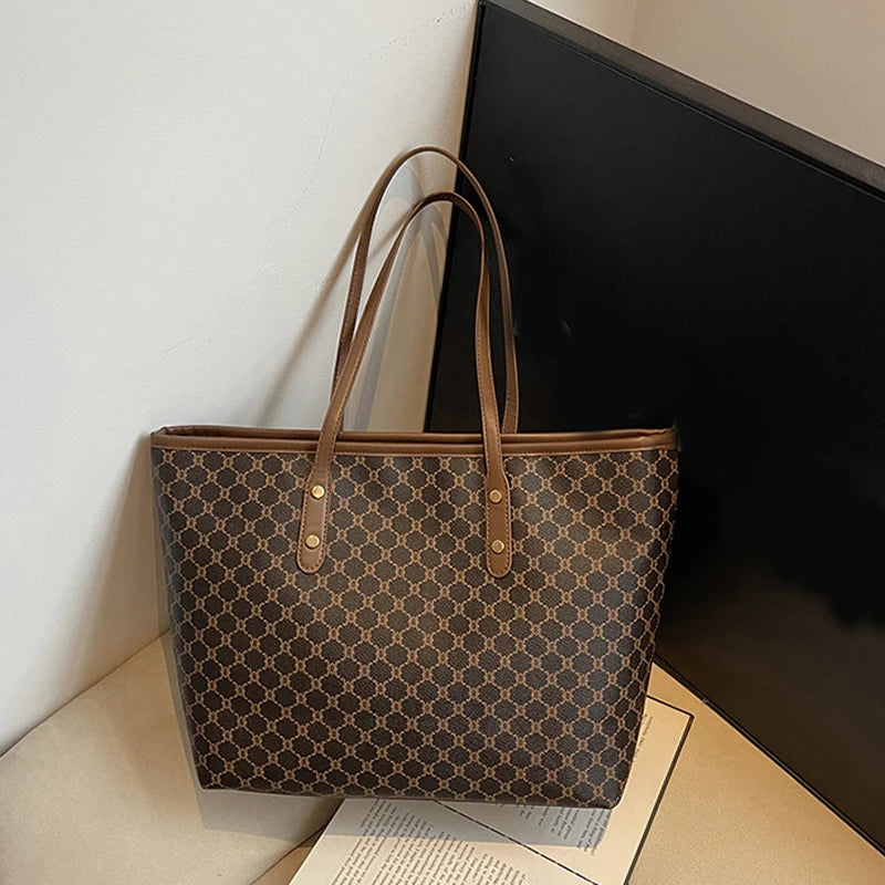 Classic Vintage Letter Printing Tote