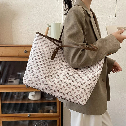 Classic Vintage Letter Printing Tote