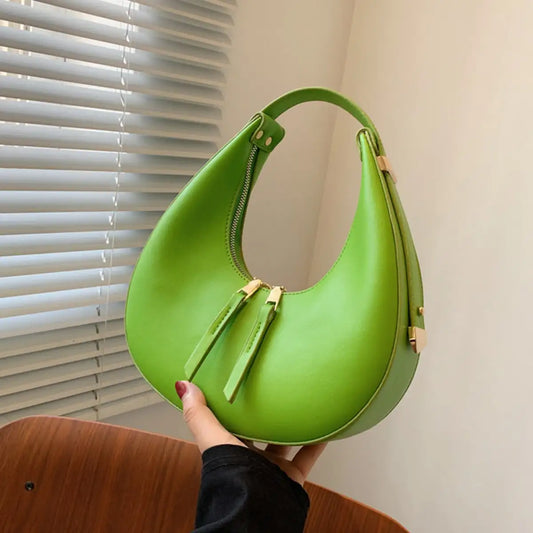Bolso medio luna de lujo